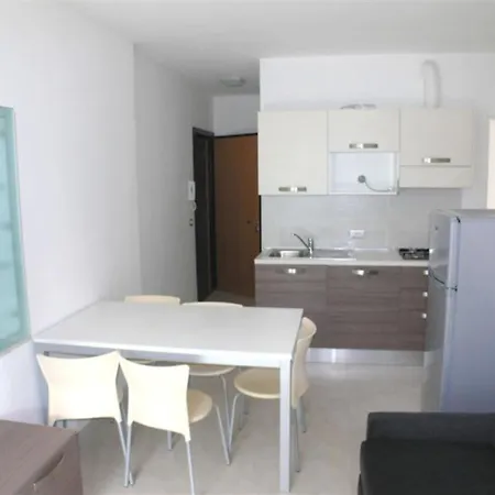 شقة Equipped And Stylish Flat In *