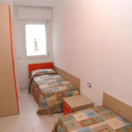 Equipped And Stylish Flat In بيبيوني