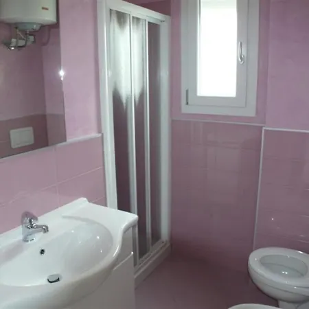 アパート Equipped And Stylish Flat In *