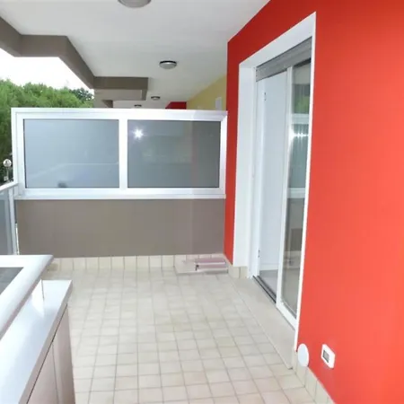 شقة Equipped And Stylish Flat In بيبيوني